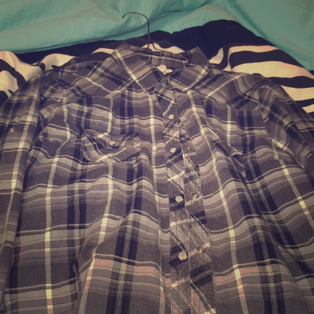 Gray plaid shirt